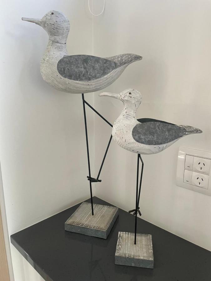 Gull Apartment Strahan Extérieur photo