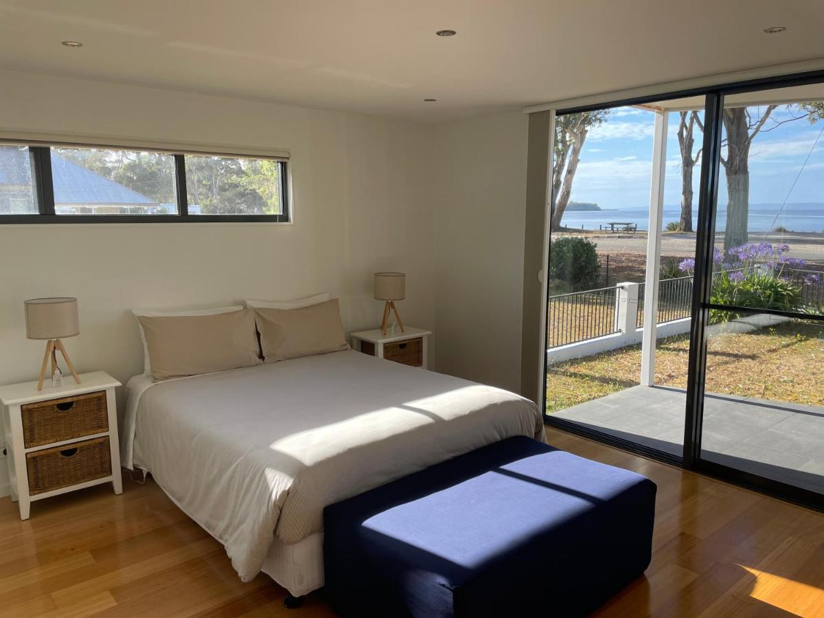 Gull Apartment Strahan Extérieur photo