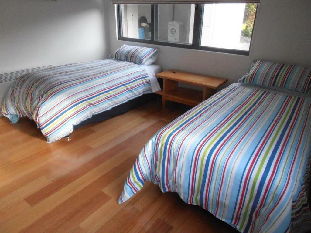 Gull Apartment Strahan Extérieur photo